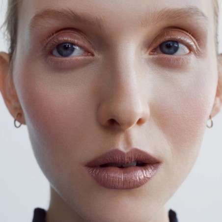 MANASI7 Pečující multifunkční lesk na rty