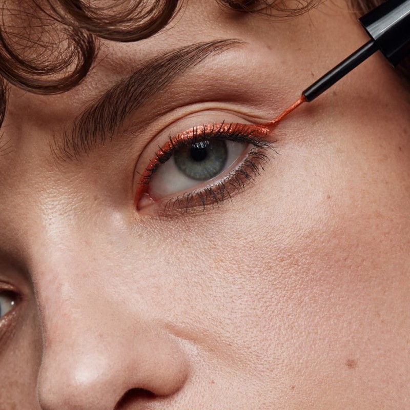 UND GRETEL Přírodní tekuté oční linky Tincte