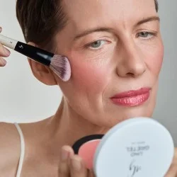 UND GRETEL Přírodní veganská duo tvářenka Wonne