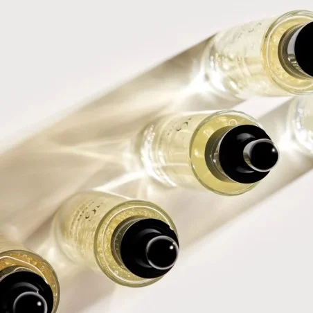 UND GRETEL Přírodní multi-hyaluronové sérum Pur