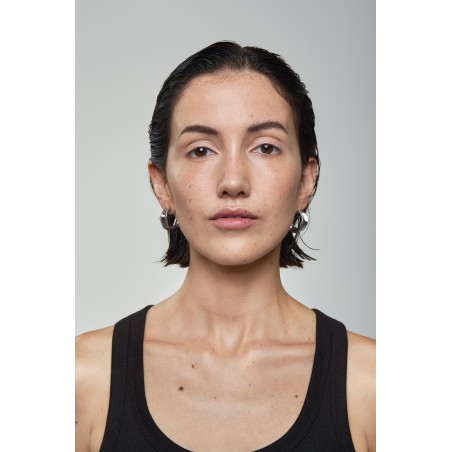 UND GRETEL Organický veganský multifunkční make-up v tyčince Milte