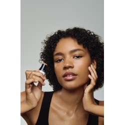 UND GRETEL Organický veganský multifunkční make-up v tyčince Milte