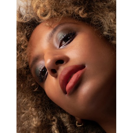 UND GRETEL Přírodní vyživující rtěnka Tagarot