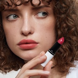 UND GRETEL Organický tónovaný pečující balzám na rty Tagarot