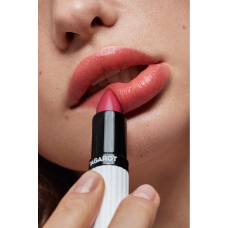 UND GRETEL Organický tónovaný pečující balzám na rty Tagarot