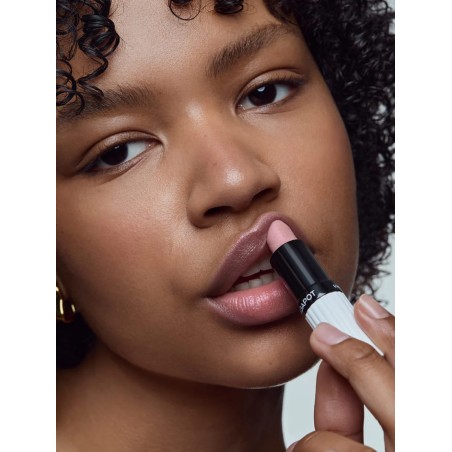 UND GRETEL Organický tónovaný pečující balzám na rty Tagarot