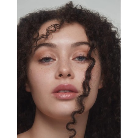 UND GRETEL Přírodní vyživující lesk na rty Knutzen