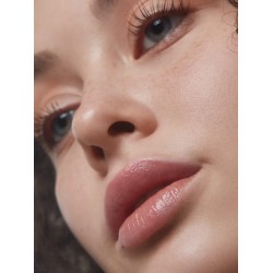 UND GRETEL Přírodní vyživující lesk na rty Knutzen