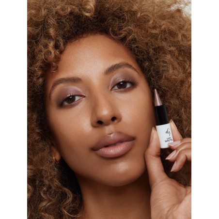 UND GRETEL Organická krémová tužka na oči Luk