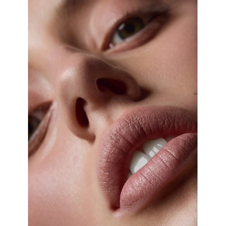 UND GRETEL Organické krémové multilíčidlo na rty, oči a tváře Varwe