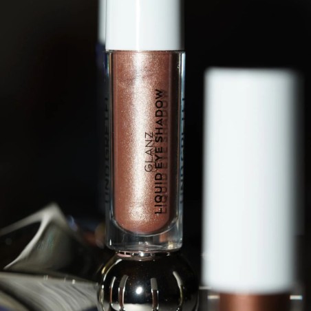 Und Gretel Organický tekutý oční stín Glanz