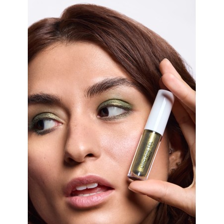 UND GRETEL Organický tekutý oční stín