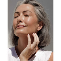 Eye of Horus Skin Tint Luxusní přírodní make-up sérum SPF15