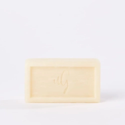 Und Gretel Přírodní tuhý šampon na vlasy Vest