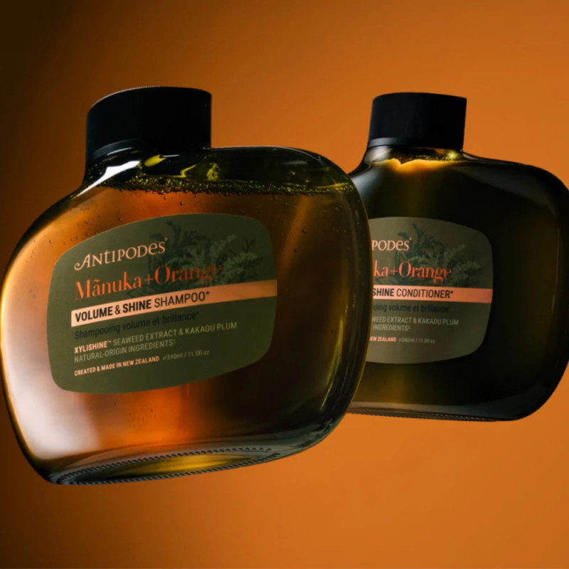 ANTIPODES Manuka + Orange Objemový a rozjasňující šampon